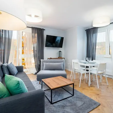 Apartment Przytulne Apartamenty Sun Seasons 24 Z Pieknym Widokiem W Szklarskiej Porebie By Noclegi Renters